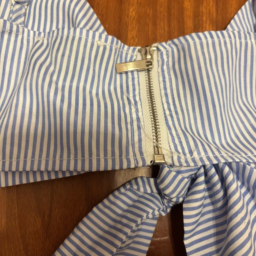 Fashion Nova Blue and White Tie Front Crop Top - Picture 5 of 8